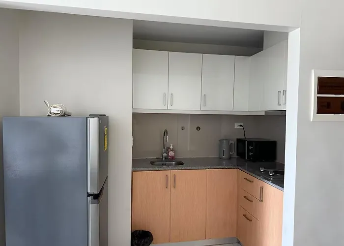 Apartment Modern 1br With Balcony Facing Infinity Pool Bay Sunset Near Airports Okada Solaire Moa