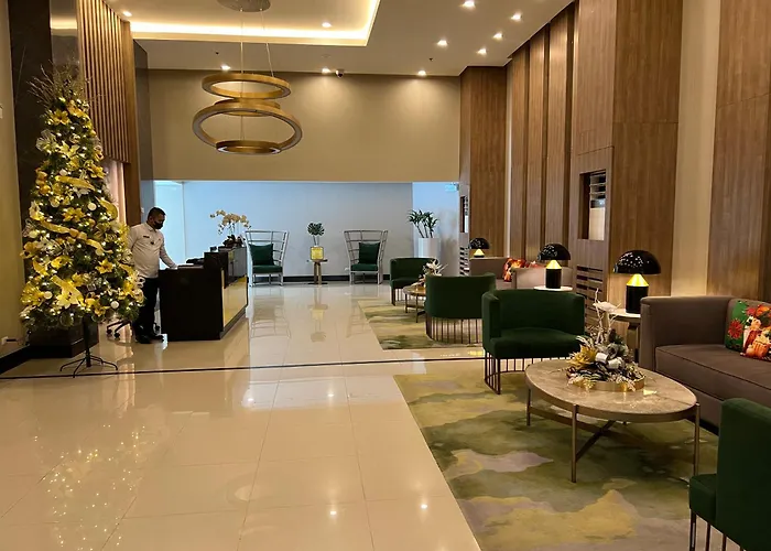 Modern 1br With Balcony Facing Infinity Pool Bay Sunset Near Airports Okada Solaire Moa Apartment *