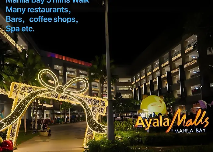 Modern 1br With Balcony Facing Infinity Pool Bay Sunset Near Airports Okada Solaire Moa