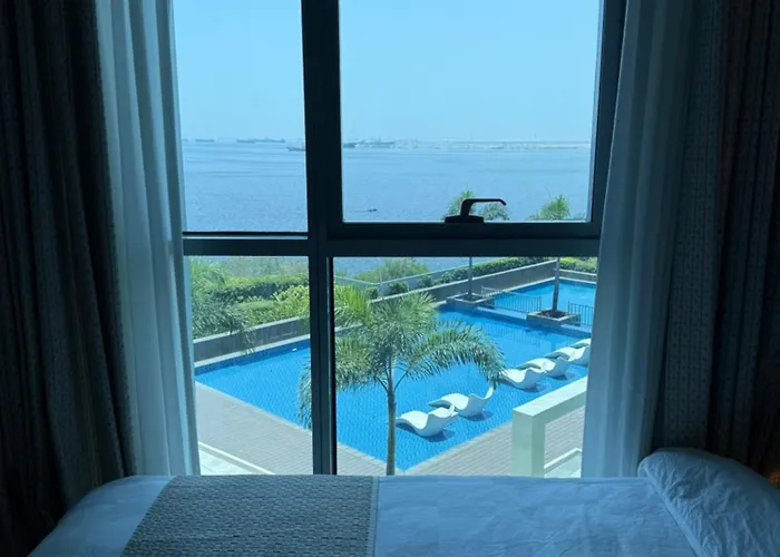 Apartment Modern 1br With Balcony Facing Infinity Pool Bay Sunset Near Airports Okada Solaire Moa