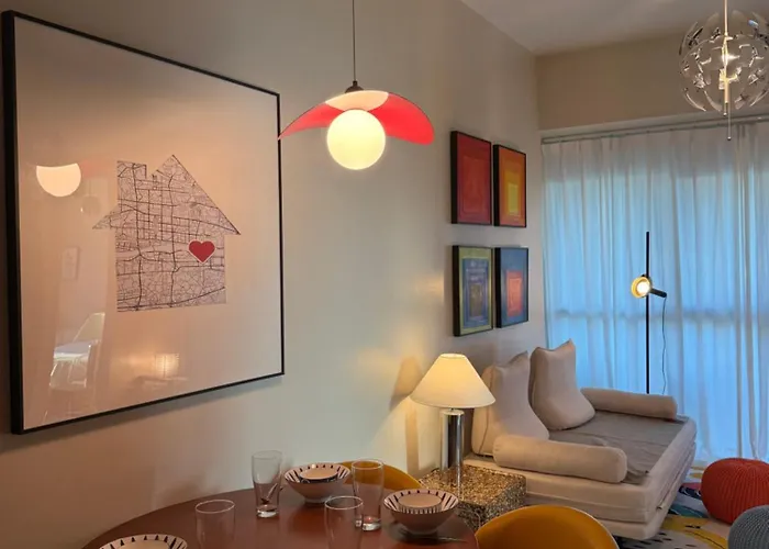 Modern 1br With Balcony Facing Infinity Pool Bay Sunset Near Airports Okada Solaire Moa Apartment Manila